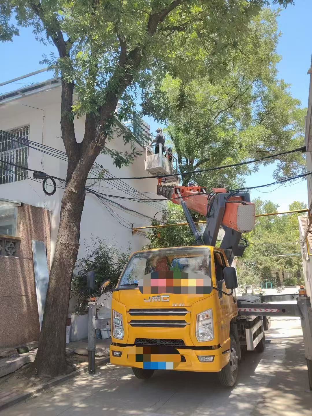 道真高空作业车能吊装重物吗？最大承载多少公斤？